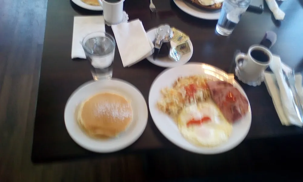 Hash Browns Eggs and Jamón